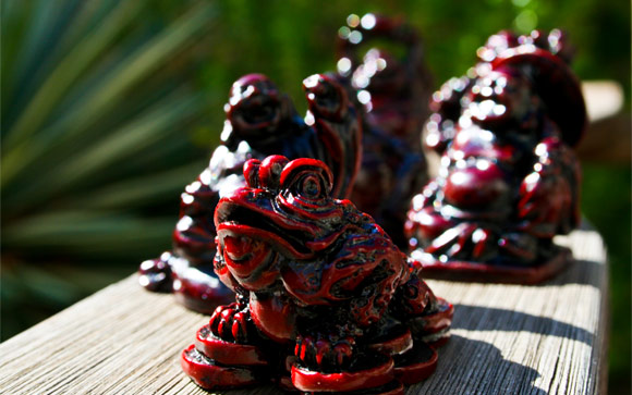 Dragon Toad and Buddhas